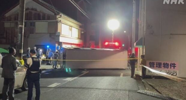 愛知県豊橋市　マイクロバス　衝突事故　運転手　名前　顔画像